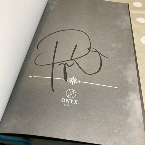 08 Onyx Book Box GODDESS ISLES OMNIBUS Pepper Winters BRAND NEW Signed w/Art - Picture 5 of 5